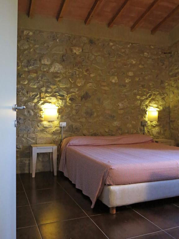 Poderi Firenze Guest House Cinigiano ภายนอก รูปภาพ